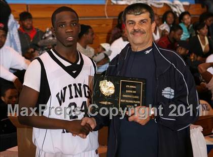 Thumbnail 2 in Wings Academy vs Forest Hills (Queens Jam Christmas Classic) photogallery.