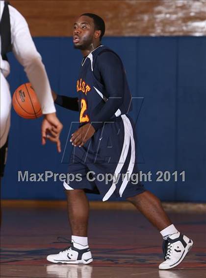 Thumbnail 1 in Wings Academy vs Forest Hills (Queens Jam Christmas Classic) photogallery.