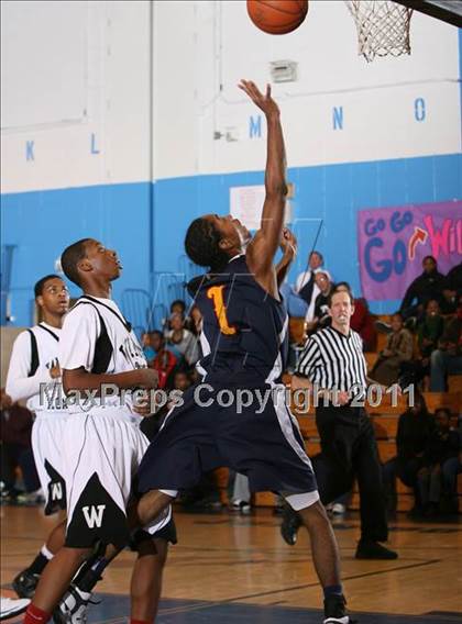 Thumbnail 2 in Wings Academy vs Forest Hills (Queens Jam Christmas Classic) photogallery.