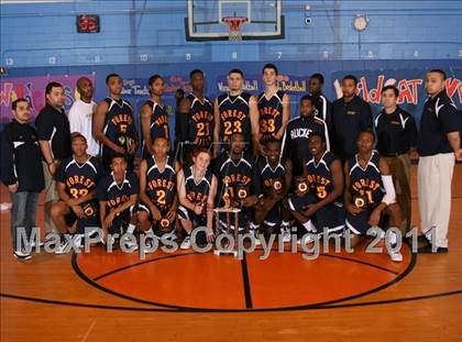 Thumbnail 3 in Wings Academy vs Forest Hills (Queens Jam Christmas Classic) photogallery.