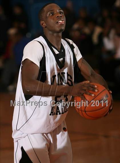 Thumbnail 3 in Wings Academy vs Forest Hills (Queens Jam Christmas Classic) photogallery.
