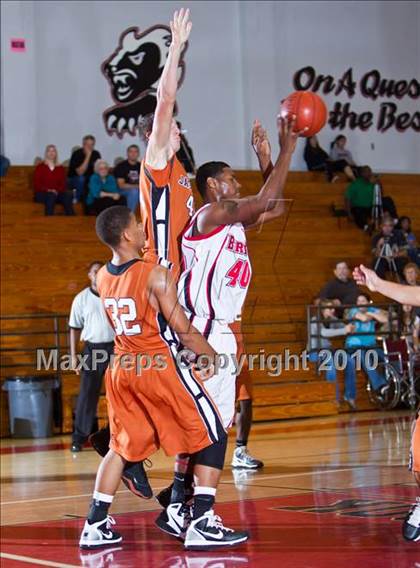 Thumbnail 3 in Alvin @ Clear Brook photogallery.