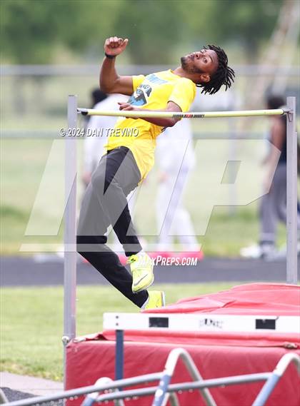 Thumbnail 3 in Southeastern District Meet #2 (High Jump/Long Jump) photogallery.