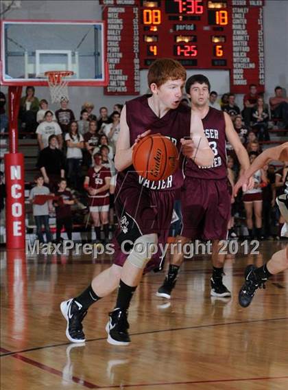 Thumbnail 3 in Sesser-Valier vs. Crab Orchard (IHSA Class 1A Sectional Semi-Final) photogallery.