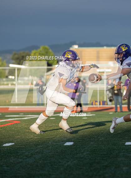 Thumbnail 3 in Escalon vs Windsor photogallery.