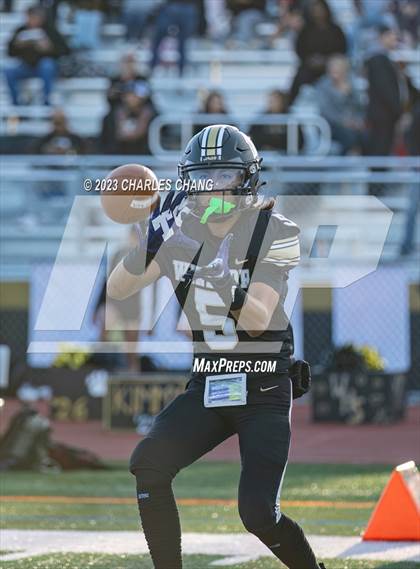 Thumbnail 2 in Escalon vs Windsor photogallery.