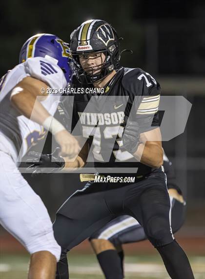 Thumbnail 1 in Escalon vs Windsor photogallery.