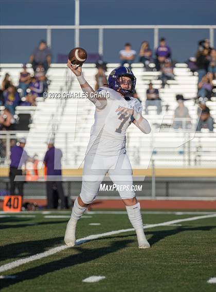 Thumbnail 1 in Escalon vs Windsor photogallery.