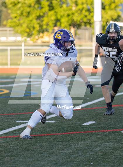 Thumbnail 2 in Escalon vs Windsor photogallery.
