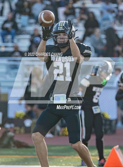 Thumbnail 3 in Escalon vs Windsor photogallery.