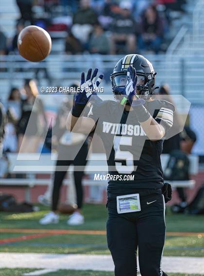 Thumbnail 3 in Escalon vs Windsor photogallery.