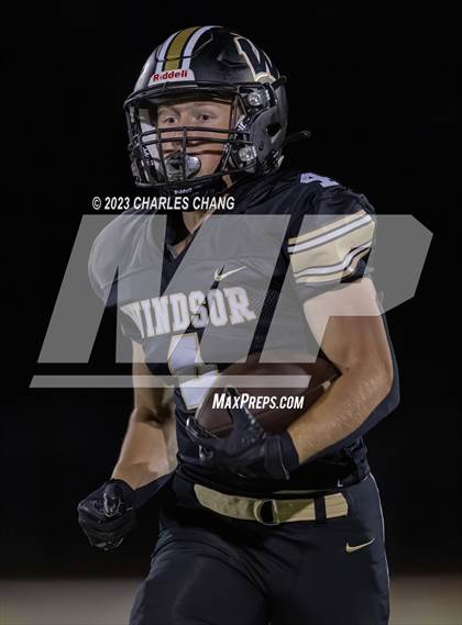 Thumbnail 1 in Escalon vs Windsor photogallery.