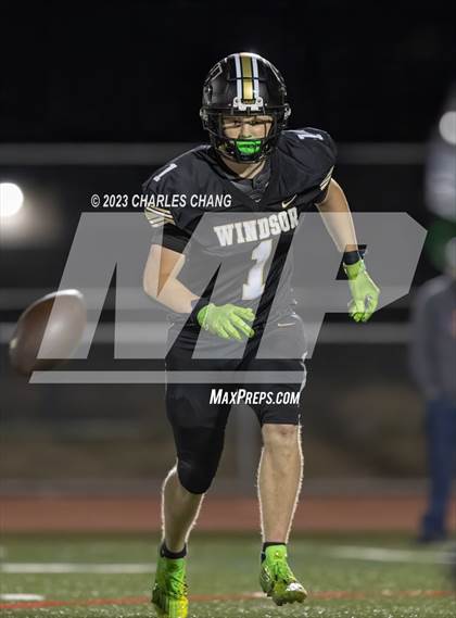 Thumbnail 3 in Escalon vs Windsor photogallery.
