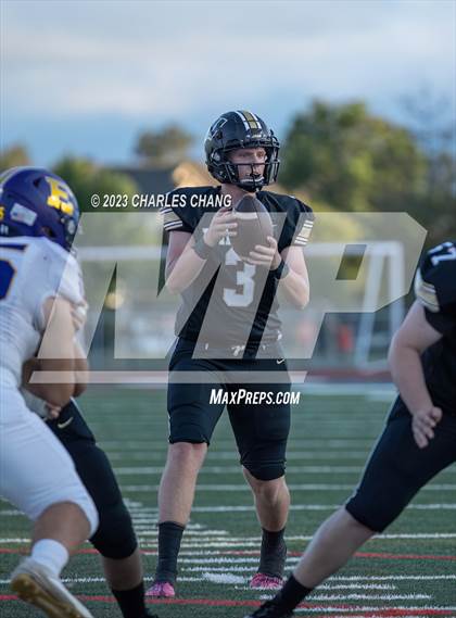 Thumbnail 3 in Escalon vs Windsor photogallery.