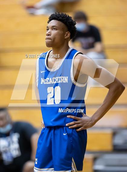 Thumbnail 2 in McEachern vs Grayson (Playing For A Change) photogallery.