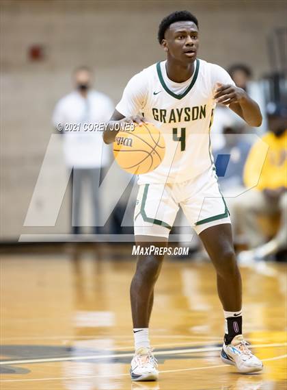 Thumbnail 1 in McEachern vs Grayson (Playing For A Change) photogallery.