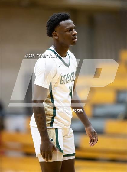 Thumbnail 3 in McEachern vs Grayson (Playing For A Change) photogallery.