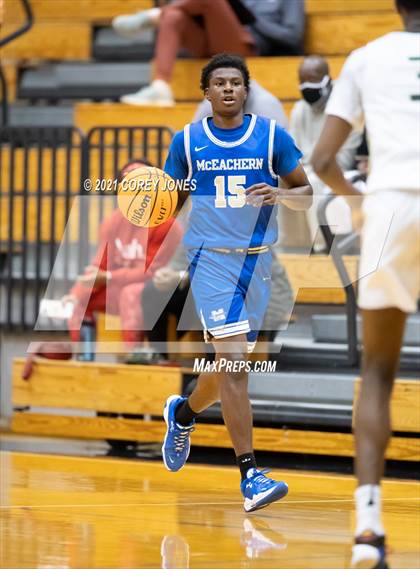Thumbnail 2 in McEachern vs Grayson (Playing For A Change) photogallery.