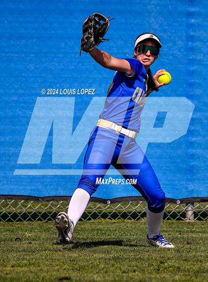 Thumbnail 1 in Charter Oak @ Diamond Ranch photogallery.
