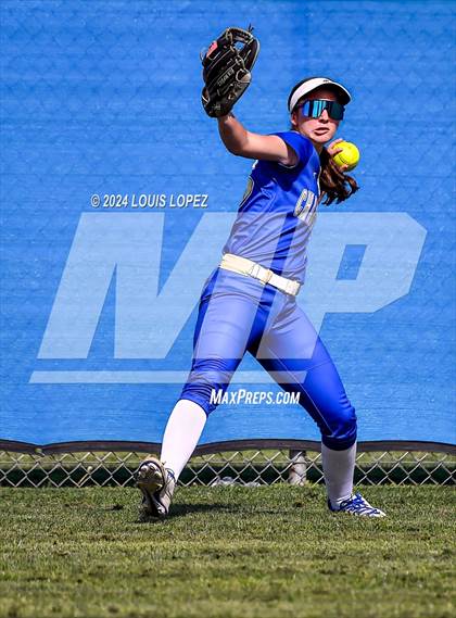 Thumbnail 1 in Charter Oak @ Diamond Ranch photogallery.