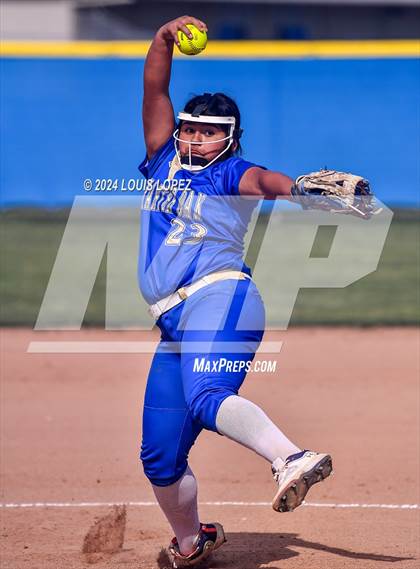 Thumbnail 2 in Charter Oak @ Diamond Ranch photogallery.