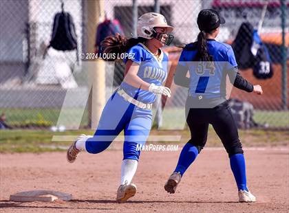 Thumbnail 2 in Charter Oak @ Diamond Ranch photogallery.