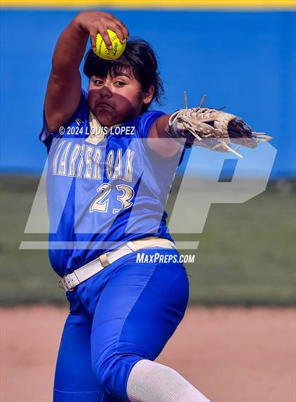 Thumbnail 3 in Charter Oak @ Diamond Ranch photogallery.