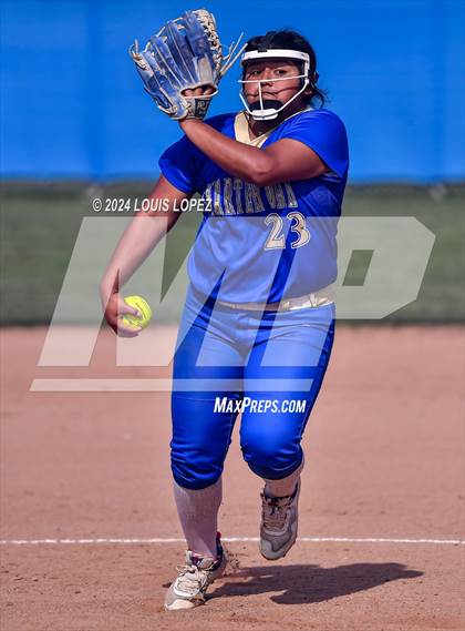 Thumbnail 1 in Charter Oak @ Diamond Ranch photogallery.