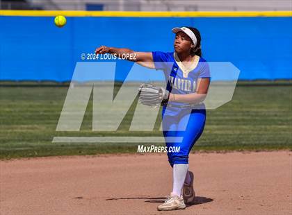 Thumbnail 2 in Charter Oak @ Diamond Ranch photogallery.