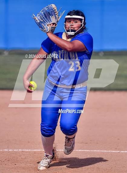 Thumbnail 2 in Charter Oak @ Diamond Ranch photogallery.