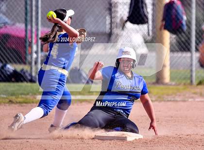 Thumbnail 1 in Charter Oak @ Diamond Ranch photogallery.