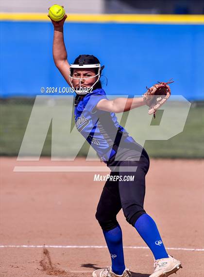 Thumbnail 1 in Charter Oak @ Diamond Ranch photogallery.
