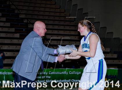 Thumbnail 1 in Baldwin vs. Cicero-North Syracuse (NYSPHSAA Class AA Semifinal) photogallery.