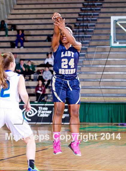 Thumbnail 2 in Baldwin vs. Cicero-North Syracuse (NYSPHSAA Class AA Semifinal) photogallery.