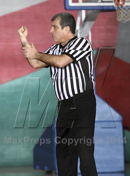 Thumbnail 3 in Eastchester vs New Rochelle (Hoops for a Cure) photogallery.
