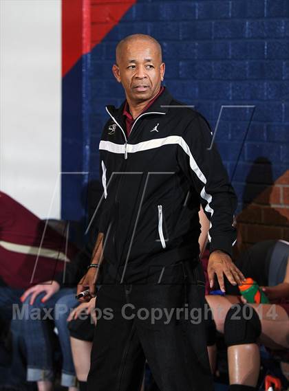 Thumbnail 3 in JSerra Catholic @ La Salle (CIF SS D4AA Quarterfinal) photogallery.