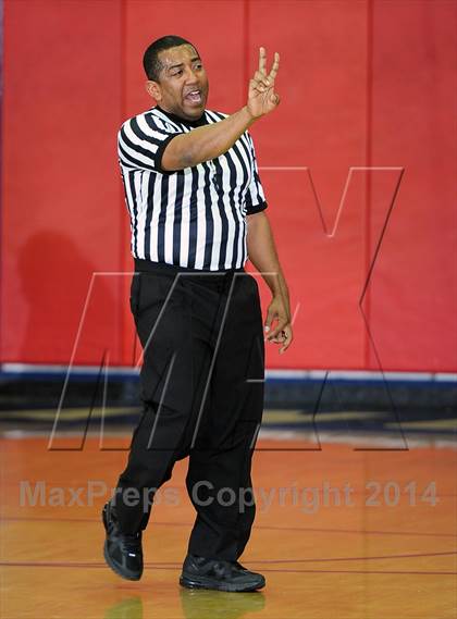 Thumbnail 2 in JSerra Catholic @ La Salle (CIF SS D4AA Quarterfinal) photogallery.