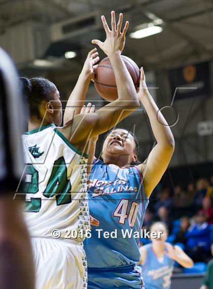 Thumbnail 1 in Palo Alto vs. North Salinas (CIF CCS D1 Final) photogallery.