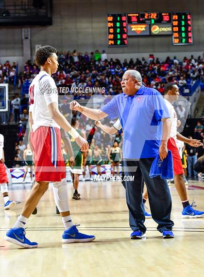Thumbnail 3 in Parkview vs. Mills University Studies (AAA 5A Final) photogallery.