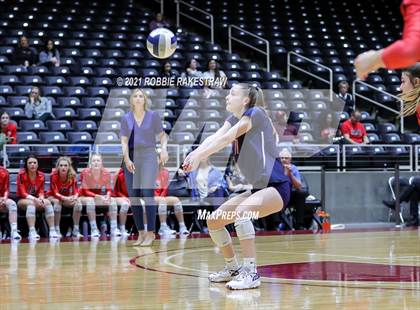 Thumbnail 1 in Canyon vs. Grapevine (UIL Volleyball 5A Semifinals) photogallery.