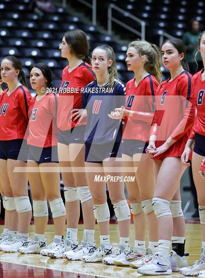 Thumbnail 3 in Canyon vs. Grapevine (UIL Volleyball 5A Semifinals) photogallery.