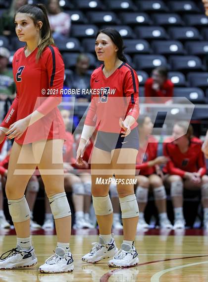 Thumbnail 1 in Canyon vs. Grapevine (UIL Volleyball 5A Semifinals) photogallery.