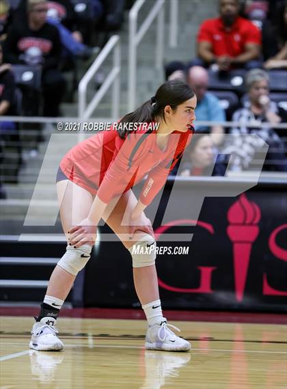 Thumbnail 3 in Canyon vs. Grapevine (UIL Volleyball 5A Semifinals) photogallery.