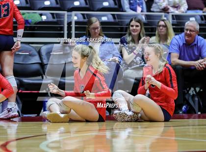 Thumbnail 1 in Canyon vs. Grapevine (UIL Volleyball 5A Semifinals) photogallery.