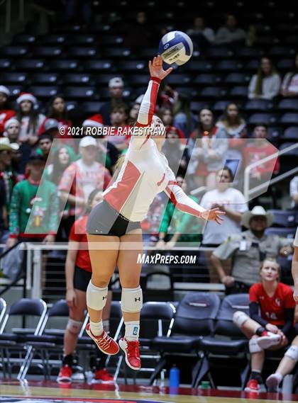 Thumbnail 2 in Canyon vs. Grapevine (UIL Volleyball 5A Semifinals) photogallery.