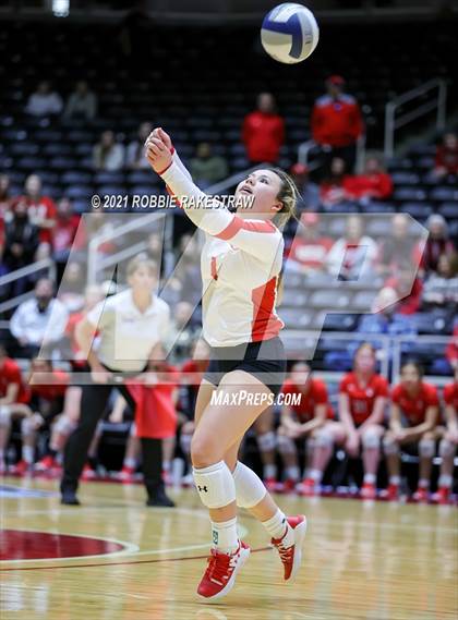 Thumbnail 1 in Canyon vs. Grapevine (UIL Volleyball 5A Semifinals) photogallery.