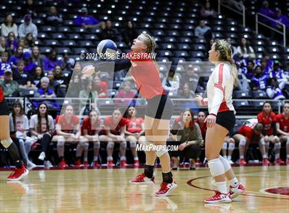 Thumbnail 1 in Canyon vs. Grapevine (UIL Volleyball 5A Semifinals) photogallery.