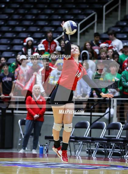 Thumbnail 2 in Canyon vs. Grapevine (UIL Volleyball 5A Semifinals) photogallery.