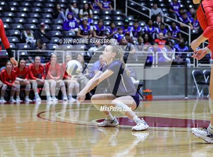 Thumbnail 3 in Canyon vs. Grapevine (UIL Volleyball 5A Semifinals) photogallery.