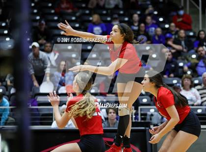 Thumbnail 2 in Canyon vs. Grapevine (UIL Volleyball 5A Semifinals) photogallery.